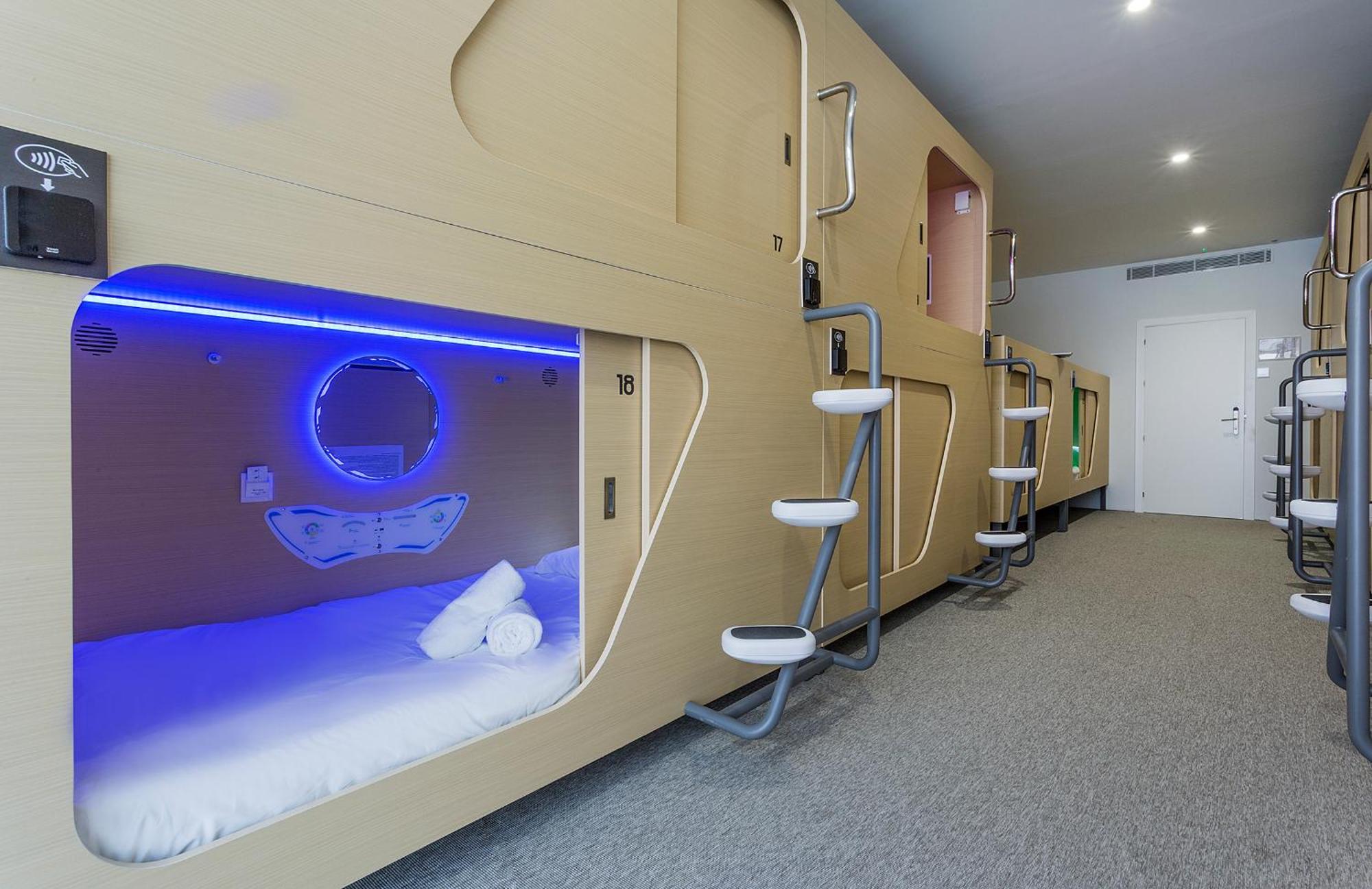 Capsulehotel Urban Cube Sevilla