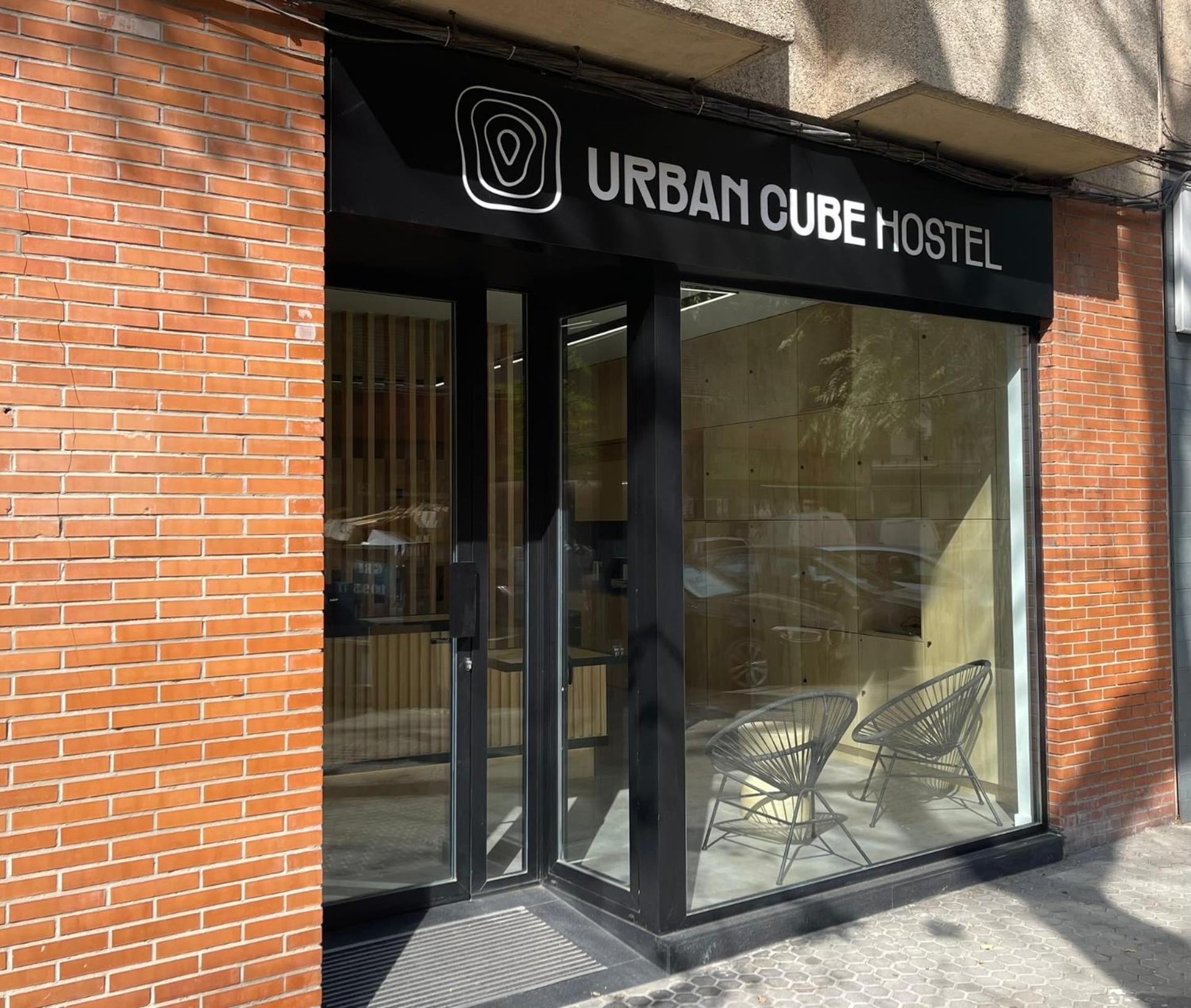 Urban Cube Capsulehotel Sevilla